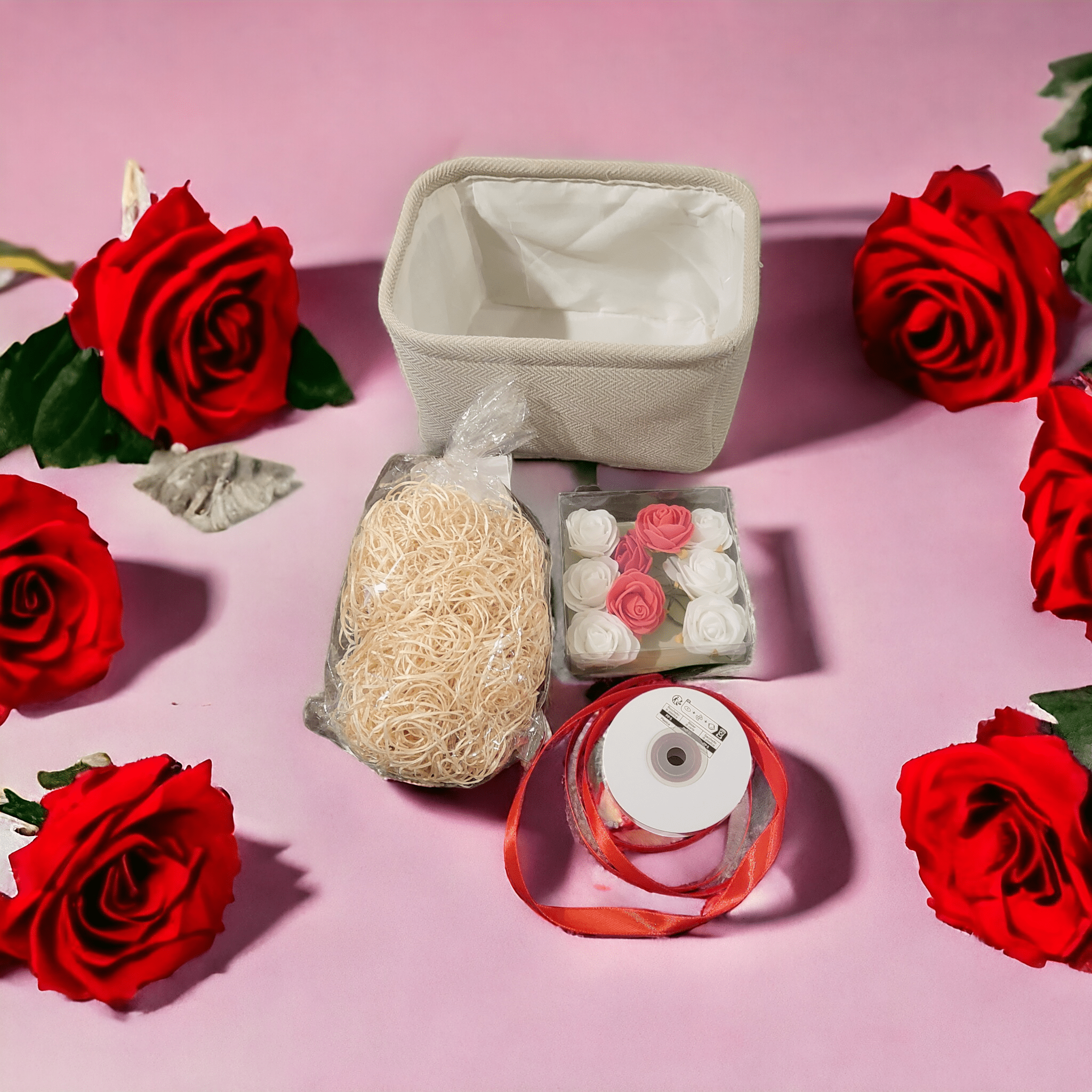 pakowanie upominku z kotami